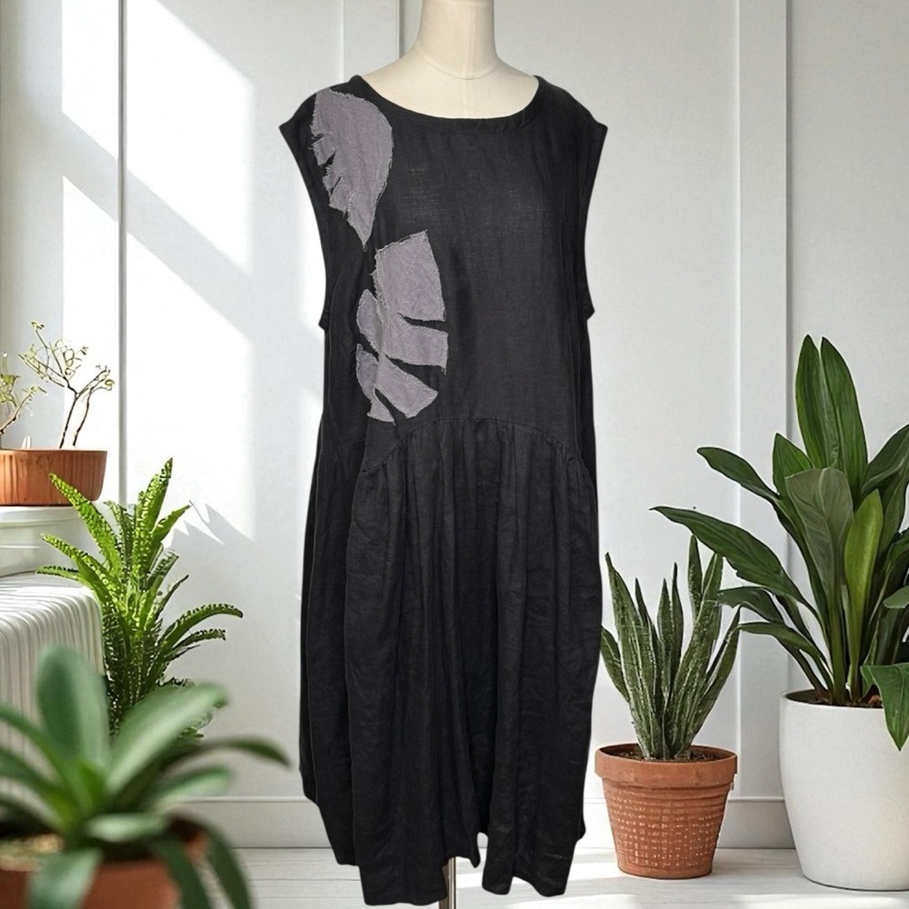 TINA GIVENS  Charcoal Gray dress with appliqués 100% Linen Midi Dress